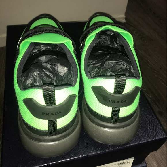 Prada cloudburst - Picture 3 of 7